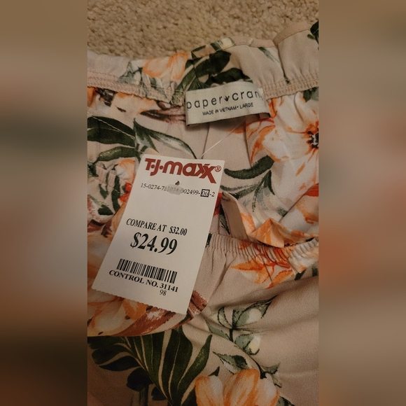 Tropical Two Piece RESORT Set - Picture 5 of 7